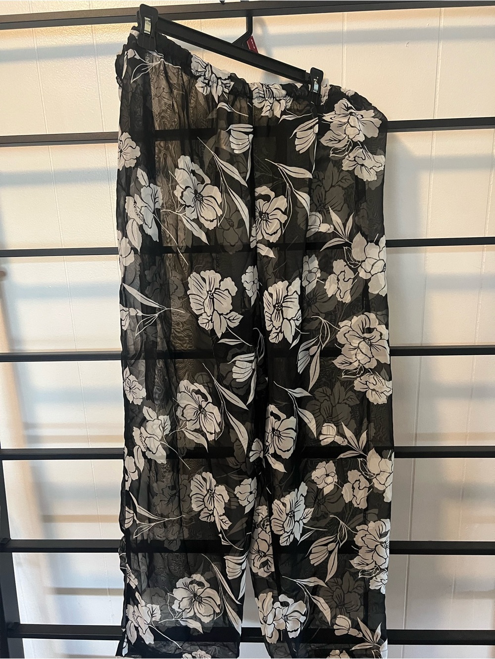 Women’s Size 1x, Swim Suit Cover Up Sheer Pants, Floral, C17